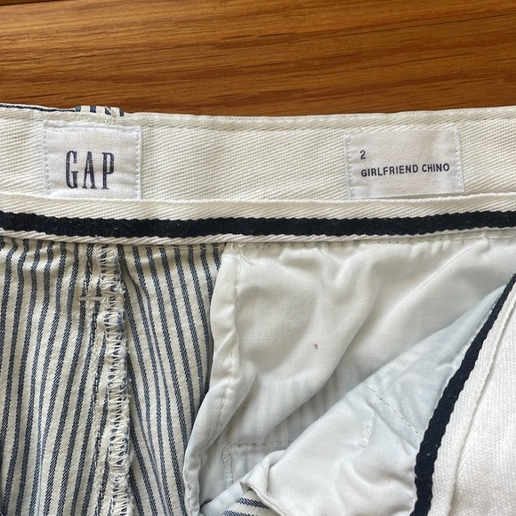 GAP hickory stripped Girlfriend Chino - Picture 3 of 6